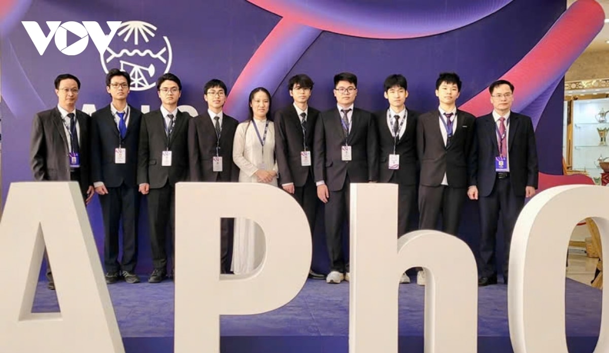 8 học sinh việt nam đoạt huy chương olympic vật lý châu Á năm 2025 hình ảnh 1 8 hoc sinh viet nam doat huy chuong olympic vat ly chau A nam 2025 hinh anh 1