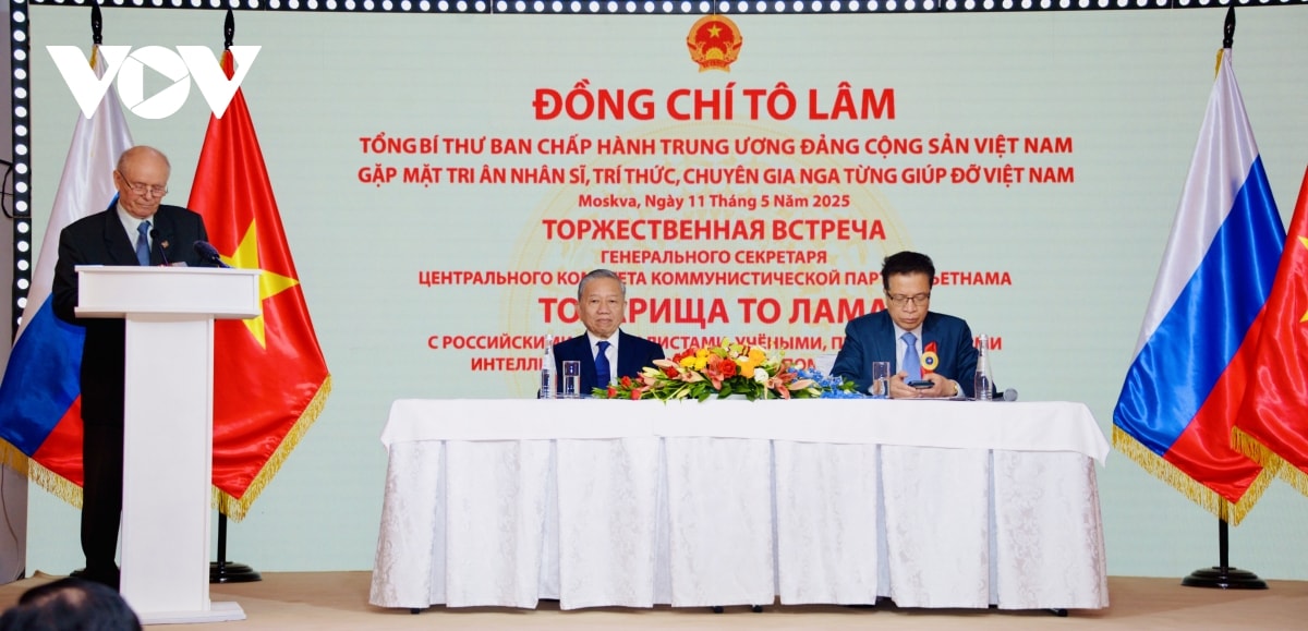 tong bi thu to lam tiep tuc phat trien quan he tot dep viet - lien bang nga hinh anh 2