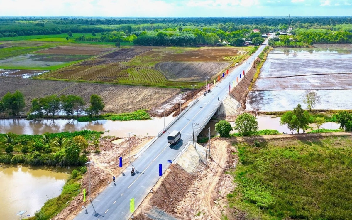 yêu cầu khẩn trương khắc phục sự cố sụp lún cầu hòa bình tây ninh hình ảnh 3 yeu cau khan truong khac phuc su co sup lun cau hoa binh tay ninh hinh anh 3