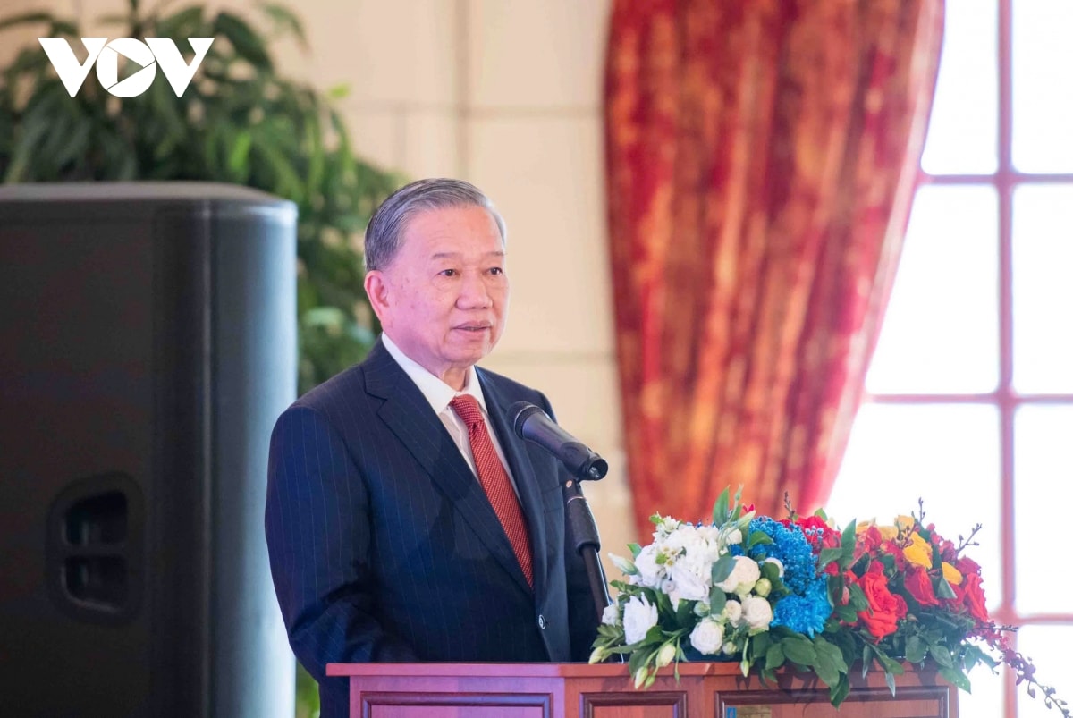 tổng bí thư người việt nam ở nước ngoài là bộ phận không tách rời của Đất nước hình ảnh 4 tong bi thu nguoi viet nam o nuoc ngoai la bo phan khong tach roi cua Dat nuoc hinh anh 4