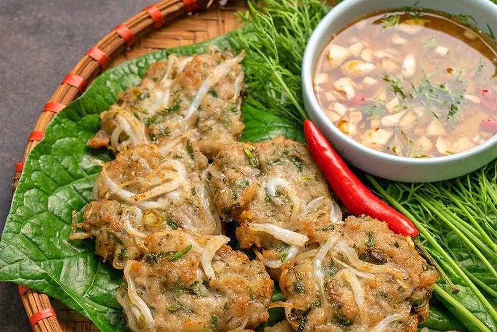Cá ngần làm món gì ngon? Đừng bỏ quan món chả cá ngần dễ làm, hương vị đậm đà này nhé. (Ảnh: Linh Đỗ)