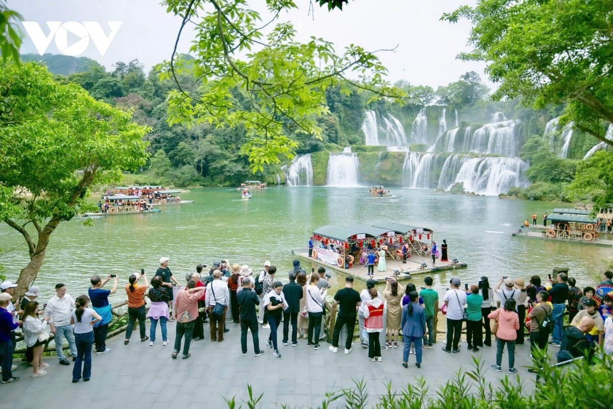 sức sống mới cho khu du lịch thác bản giốc hình ảnh 5 suc song moi cho khu du lich thac ban gioc hinh anh 5