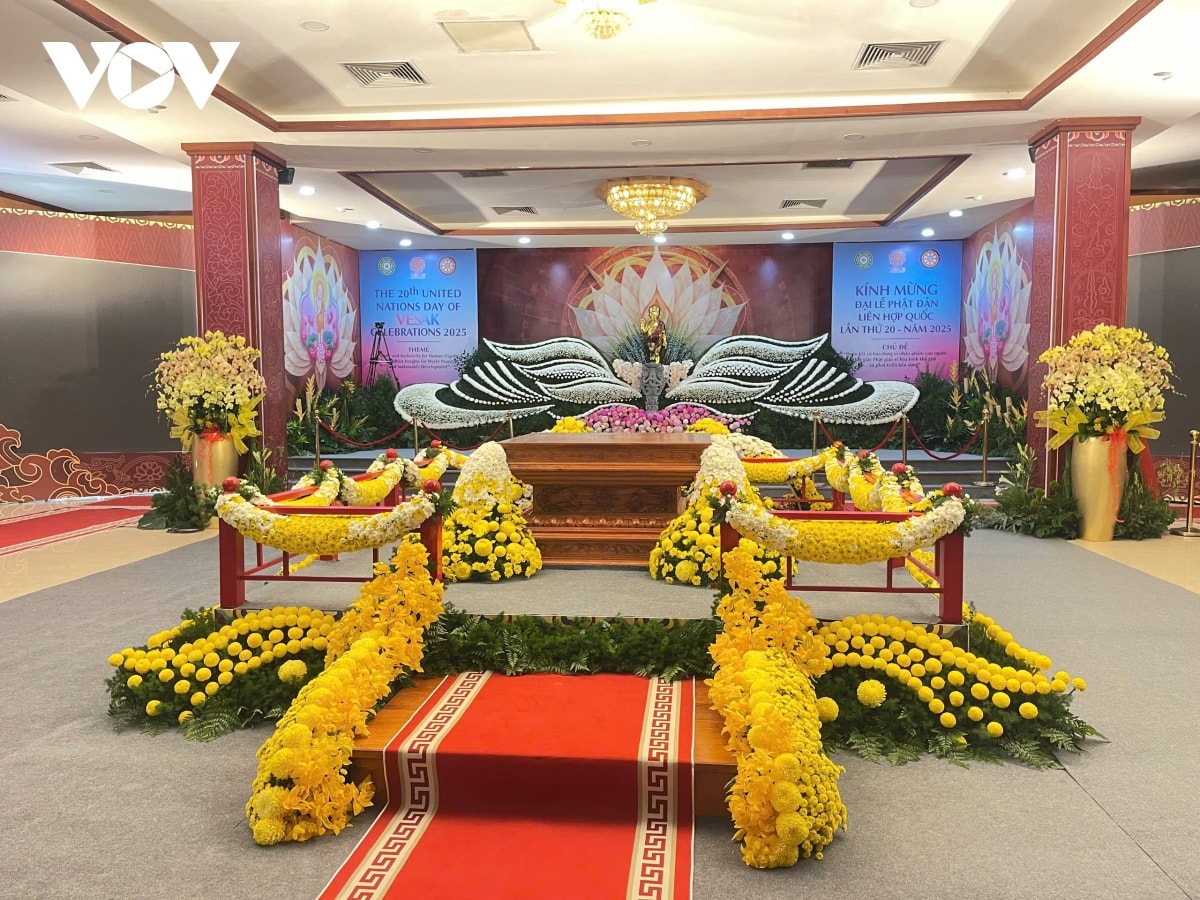 phật tử cần biết điều này khi đến chùa quán sứ chiêm bái xá lợi phật hình ảnh 1 phat tu can biet dieu nay khi den chua quan su chiem bai xa loi phat hinh anh 1