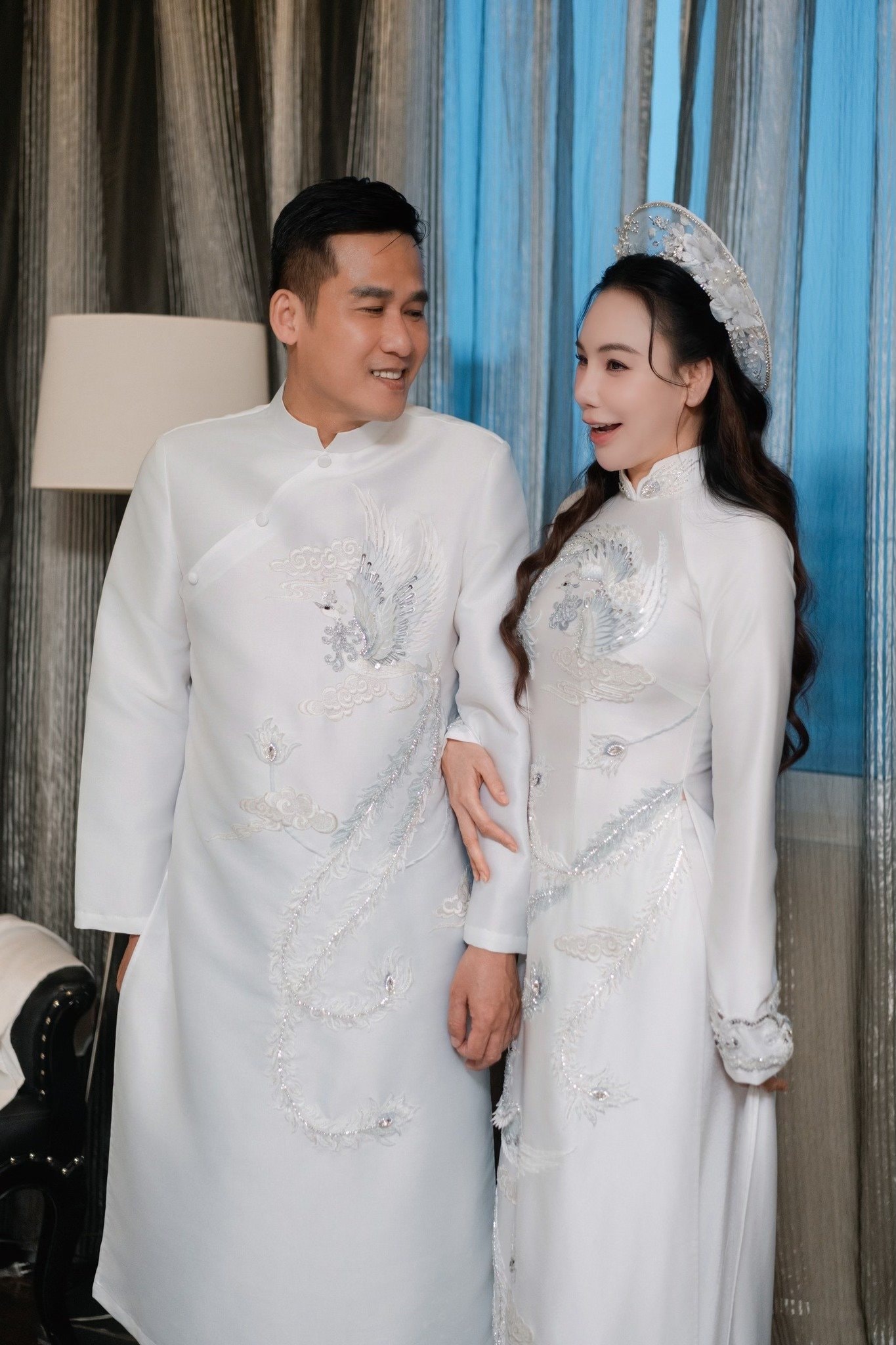 Hồ Quỳnh Hương và ông xã.