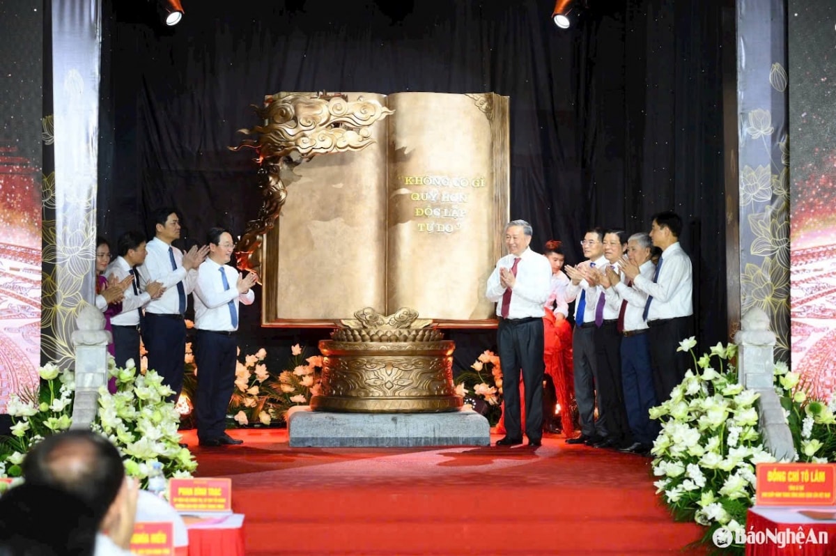 tổng bí thư tô lâm thăm tặng quà các gia đình chính sách, người có công ở nghệ an hình ảnh 5 tong bi thu to lam tham tang qua cac gia dinh chinh sach, nguoi co cong o nghe an hinh anh 5