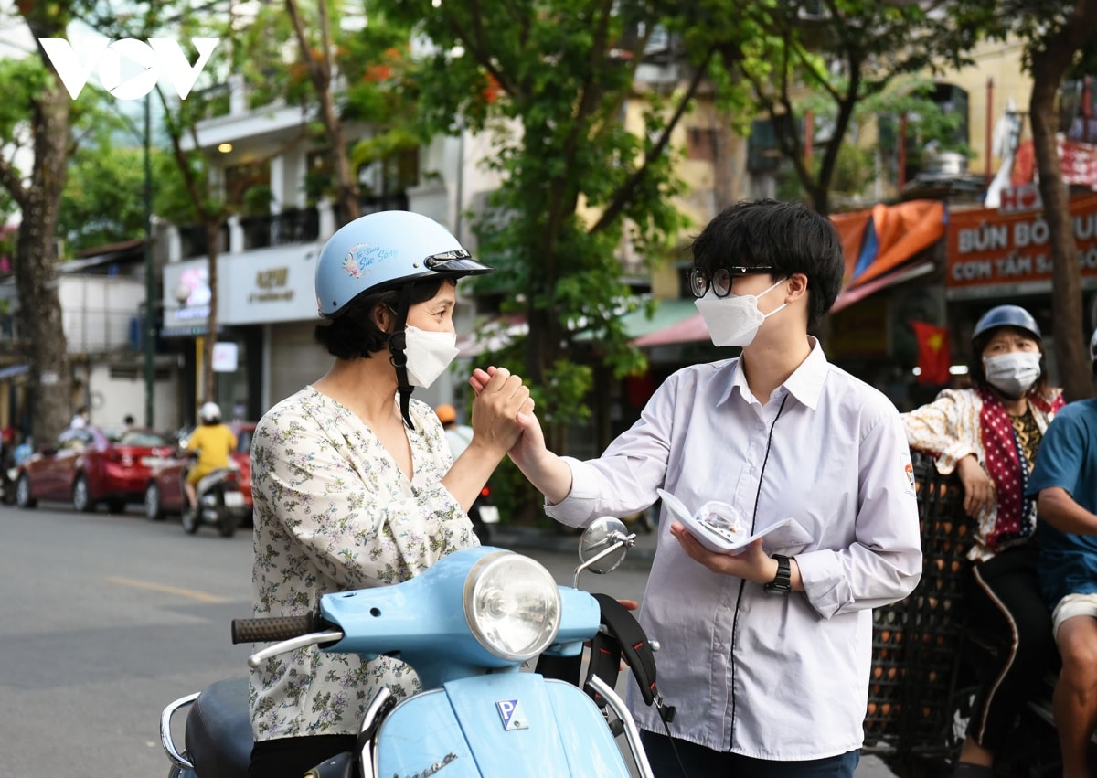 tuyển sinh lớp 10 hà nội phụ huynh loay hoay chọn trường tư dự phòng cho con hình ảnh 1 tuyen sinh lop 10 ha noi phu huynh loay hoay chon truong tu du phong cho con hinh anh 1