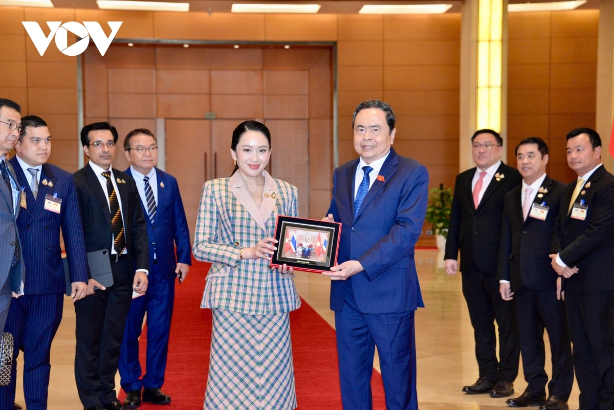 chu tich quoc hoi tran thanh man hoi kien thu tuong thai lan hinh anh 6