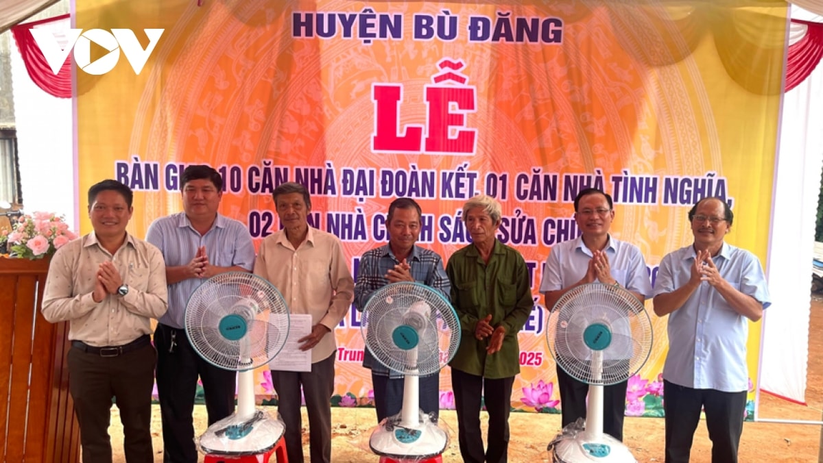 bình phước về đích sớm trong hành trình xóa nhà tạm, nhà dột nát hình ảnh 2 binh phuoc ve dich som trong hanh trinh xoa nha tam, nha dot nat hinh anh 2