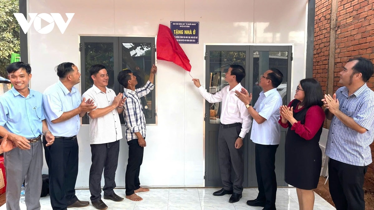 bình phước về đích sớm trong hành trình xóa nhà tạm, nhà dột nát hình ảnh 1 binh phuoc ve dich som trong hanh trinh xoa nha tam, nha dot nat hinh anh 1