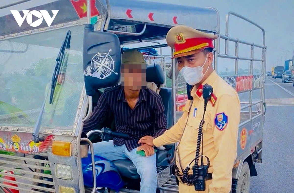hà nội tạm giữ gần 200 phương tiện tự chế gây mất an toàn giao thông hình ảnh 2 ha noi tam giu gan 200 phuong tien tu che gay mat an toan giao thong hinh anh 2