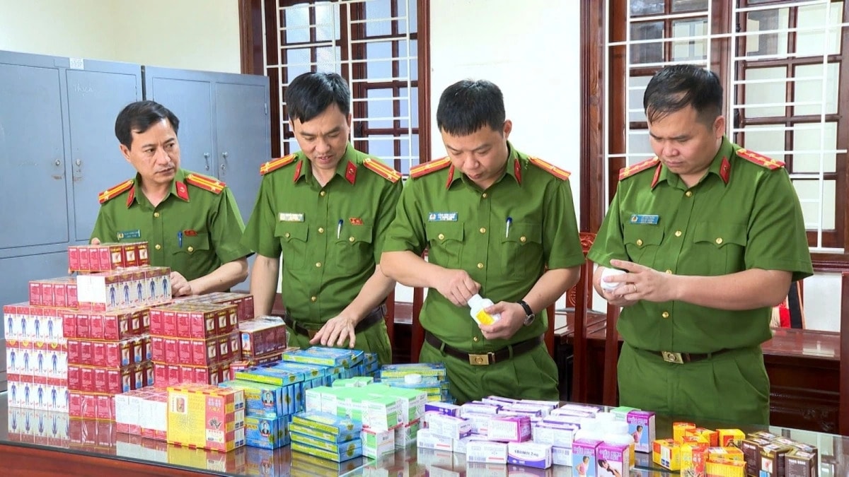 tp.hcm phát hiện 8 cơ sở bán thuốc giả, xử phạt hơn 7 tỷ đồng hình ảnh 1 tp.hcm phat hien 8 co so ban thuoc gia, xu phat hon 7 ty dong hinh anh 1