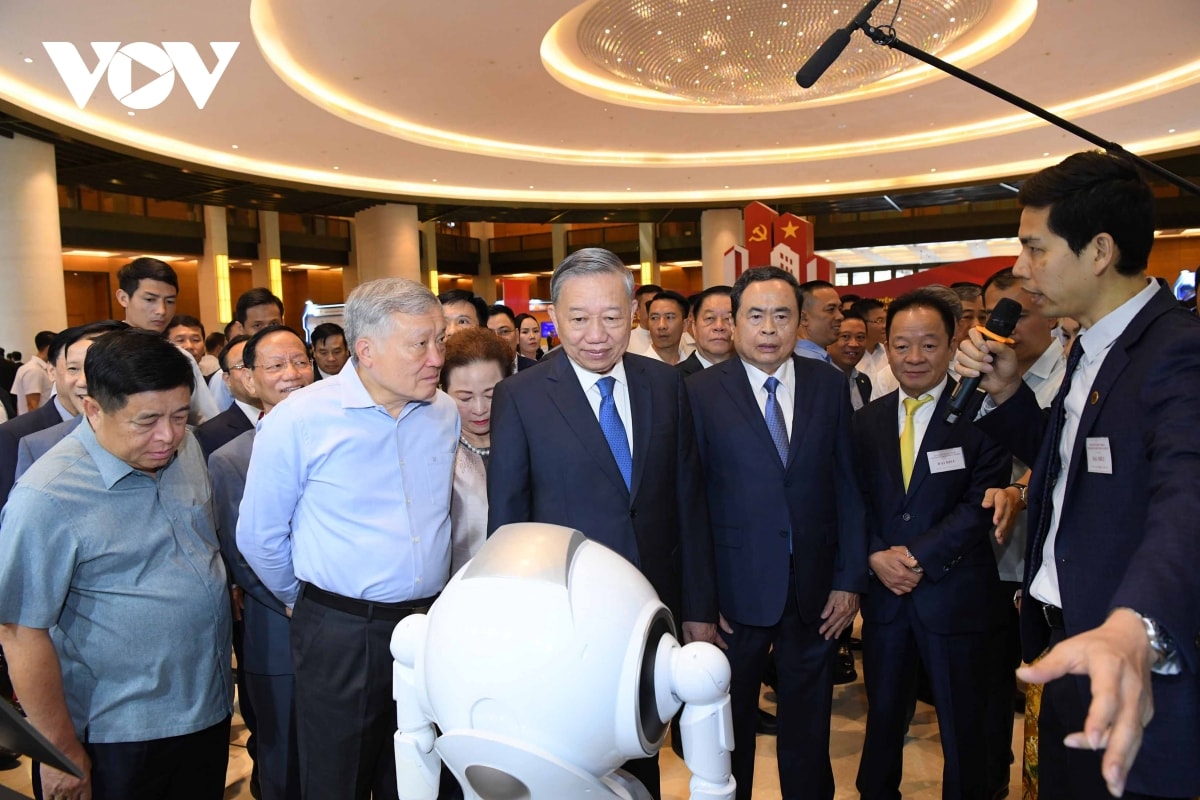 thủ tướng cải cách mạnh mẽ, tạo xung lực mới để phát triển kinh tế tư nhân hình ảnh 1 thu tuong cai cach manh me, tao xung luc moi de phat trien kinh te tu nhan hinh anh 1