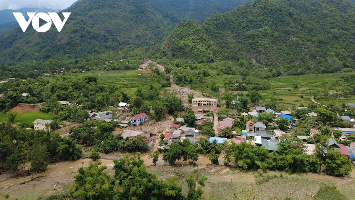 lu ong, sat lo dat kinh hoang gay thuong vong va tan pha nang ne tai bac kan hinh anh 1