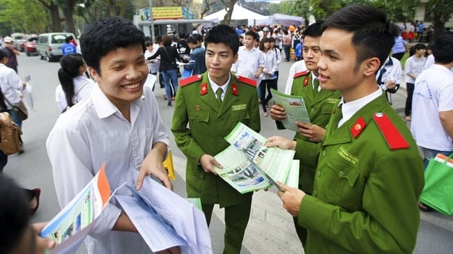 những ngành học được miễn 100 học phí năm học 2025 hình ảnh 1 nhung nganh hoc duoc mien 100 hoc phi nam hoc 2025 hinh anh 1