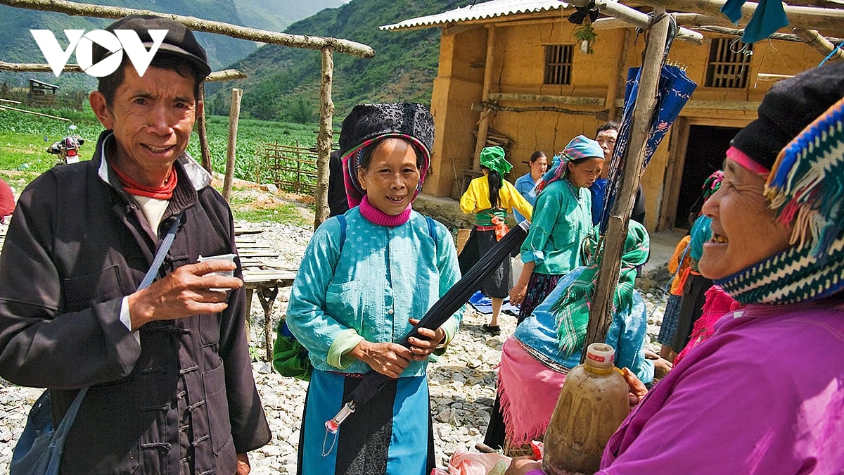 Dac sac phien cho lui pho cao tren cong vien dia chat toan cau cao nguyen da Dong van hinh anh 19
