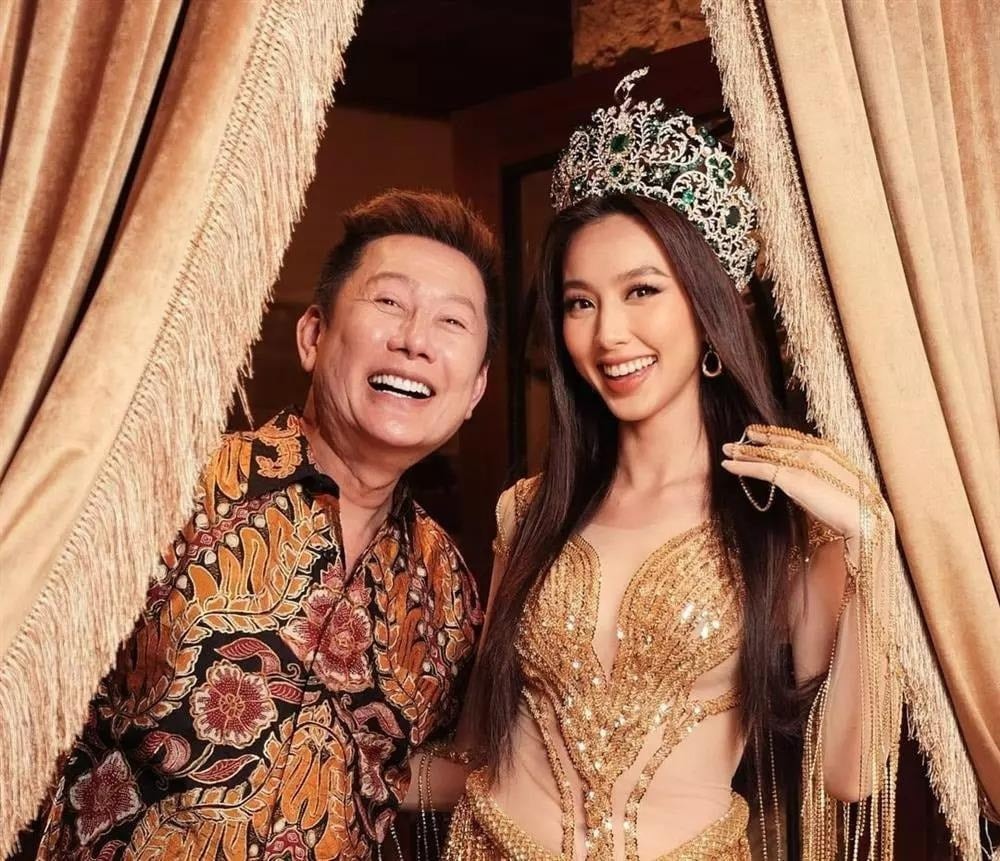 Ông Nawat - Chủ tịch tổ chức Miss Grand International bỏ theo dõi Hoa hậu Thuỳ Tiên.