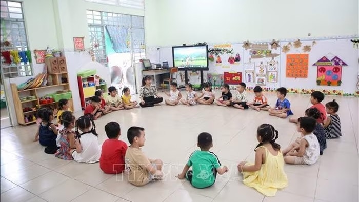 giáo viên trường mầm non có được nghỉ hưu trước tuổi theo nghị định 178 hình ảnh 1 giao vien truong mam non co duoc nghi huu truoc tuoi theo nghi dinh 178 hinh anh 1