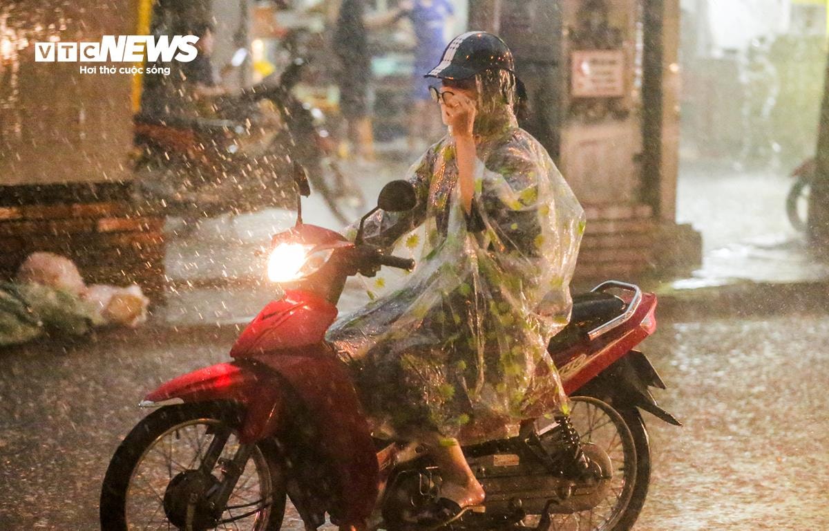 Từ đêm nay, miền Bắc bước vào đợt mưa. (Ảnh minh hoạ: Ngô Nhung)