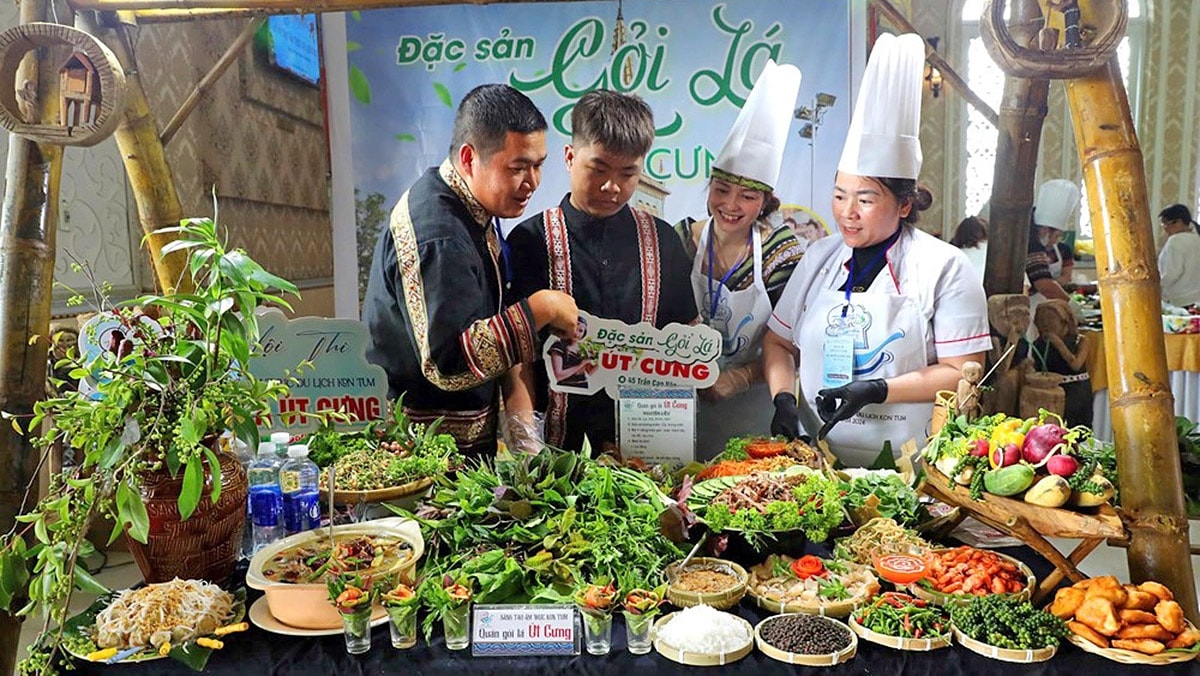 gỏi lá, món ăn độc đáo, hấp dẫn ở vùng cao kon tum hình ảnh 3 goi la, mon an doc dao, hap dan o vung cao kon tum hinh anh 3
