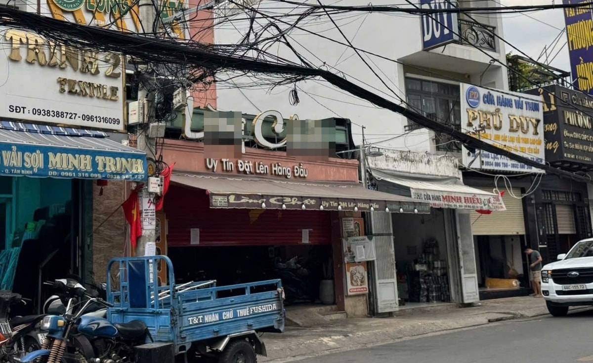 báo hết lòng se điếu khi bị kiểm tra, chủ quán lòng chát bị mời lên làm việc hình ảnh 1 bao het long se dieu khi bi kiem tra, chu quan long chat bi moi len lam viec hinh anh 1