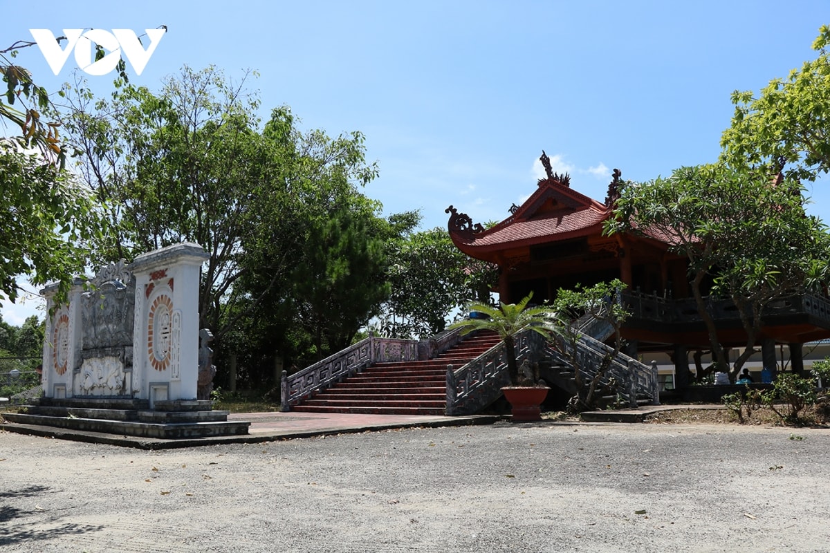 quê nhà tiếc thương cụ trần Đức lương hình ảnh 4 que nha tiec thuong cu tran Duc luong hinh anh 4