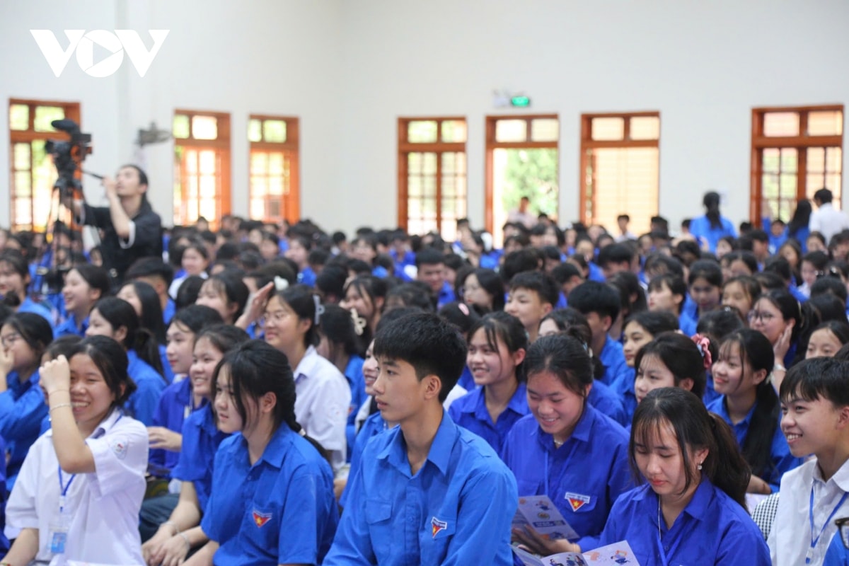 Định hướng nghề nghiệp cho học sinh thpt dân tộc thiểu số ở vùng cao sơn la hình ảnh 2 Dinh huong nghe nghiep cho hoc sinh thpt dan toc thieu so o vung cao son la hinh anh 2