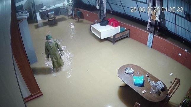 mưa lớn suốt đêm, nhiều nơi ở hà tĩnh bị ngập sâu hình ảnh 1 mua lon suot dem, nhieu noi o ha tinh bi ngap sau hinh anh 1