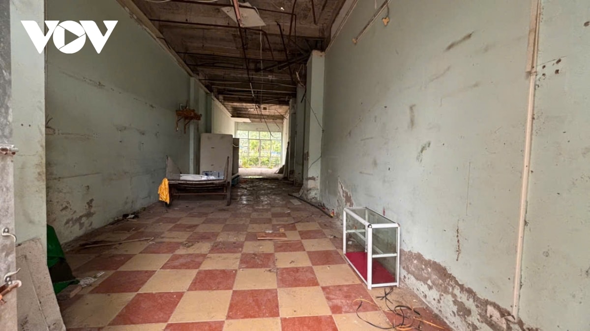 hàng nghìn m2 ki-ốt bỏ hoang tại khu nhà ở công nhân Đông anh, hà nội hình ảnh 10 hang nghin m2 ki-ot bo hoang tai khu nha o cong nhan Dong anh, ha noi hinh anh 10