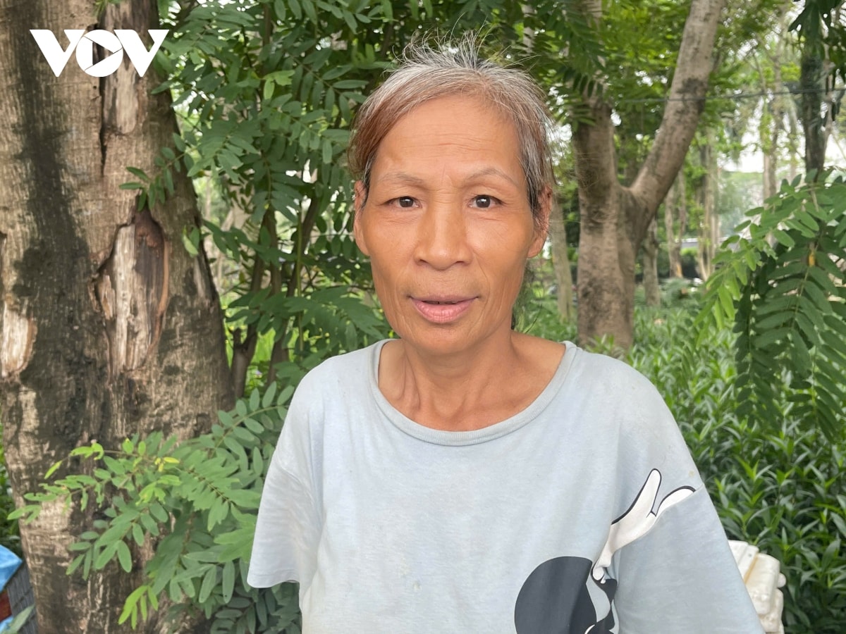 cong vien tuoi tre thu do van nhech nhac, hoang tan sau khi do rao chan hinh anh 11