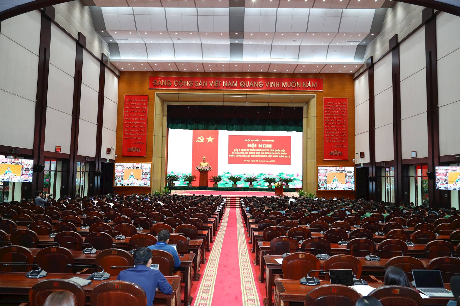 toan-canh-3ok.jpg