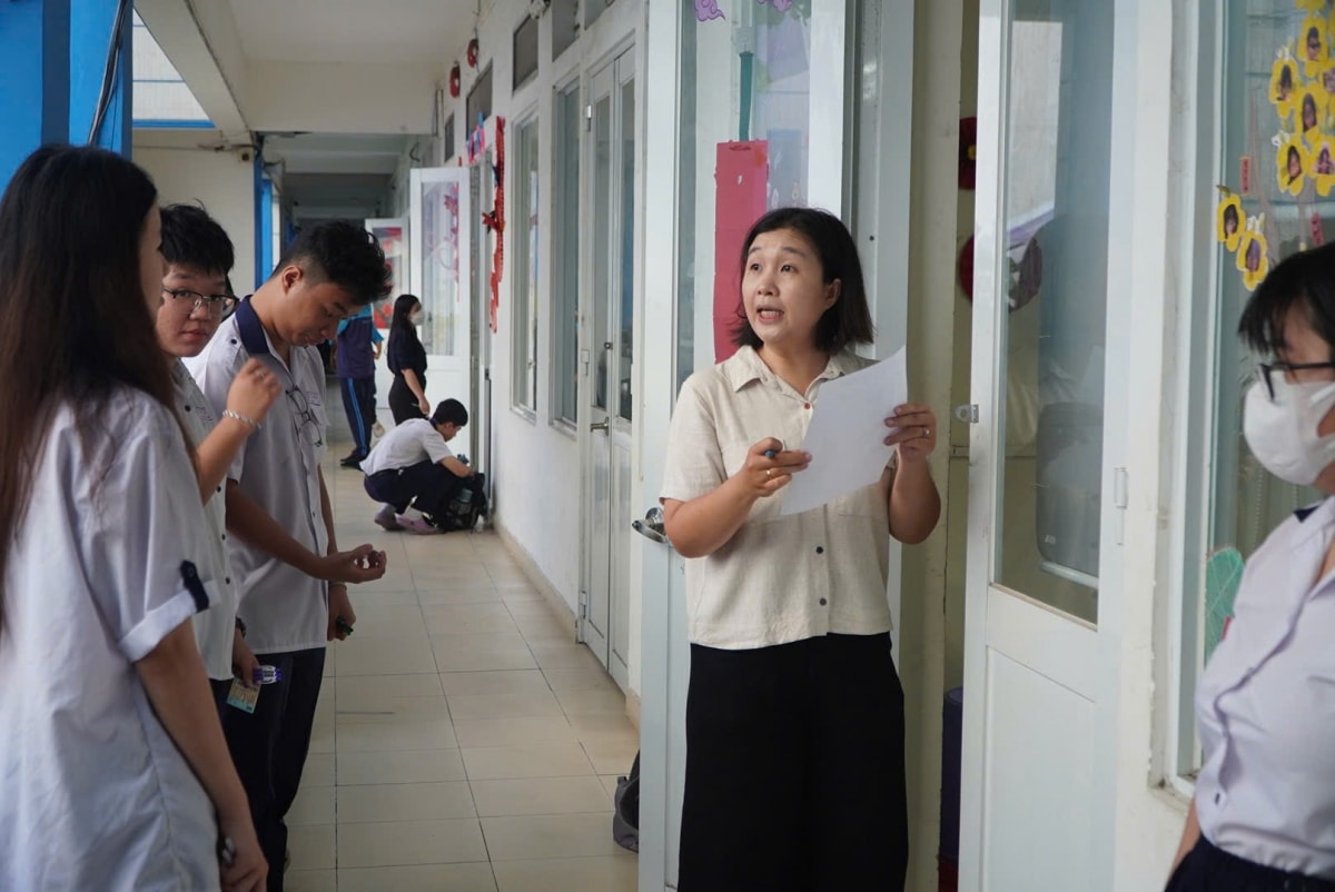 học sinh tp.hcm thi thử tốt nghiệp thpt hình ảnh 1 hoc sinh tp.hcm thi thu tot nghiep thpt hinh anh 1
