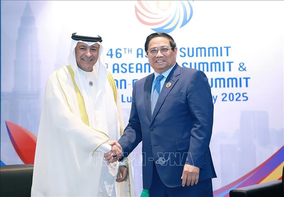 thủ tướng phạm minh chính gặp tổng thư ký hội đồng hợp tác vùng vịnh gcc hình ảnh 1 thu tuong pham minh chinh gap tong thu ky hoi dong hop tac vung vinh gcc hinh anh 1