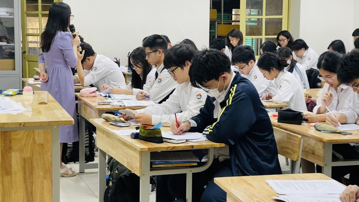 những điểm khác biệt trong tổ chức thi tốt nghiệp thpt giữa 2 chương trình gdpt hình ảnh 1 nhung diem khac biet trong to chuc thi tot nghiep thpt giua 2 chuong trinh gdpt hinh anh 1