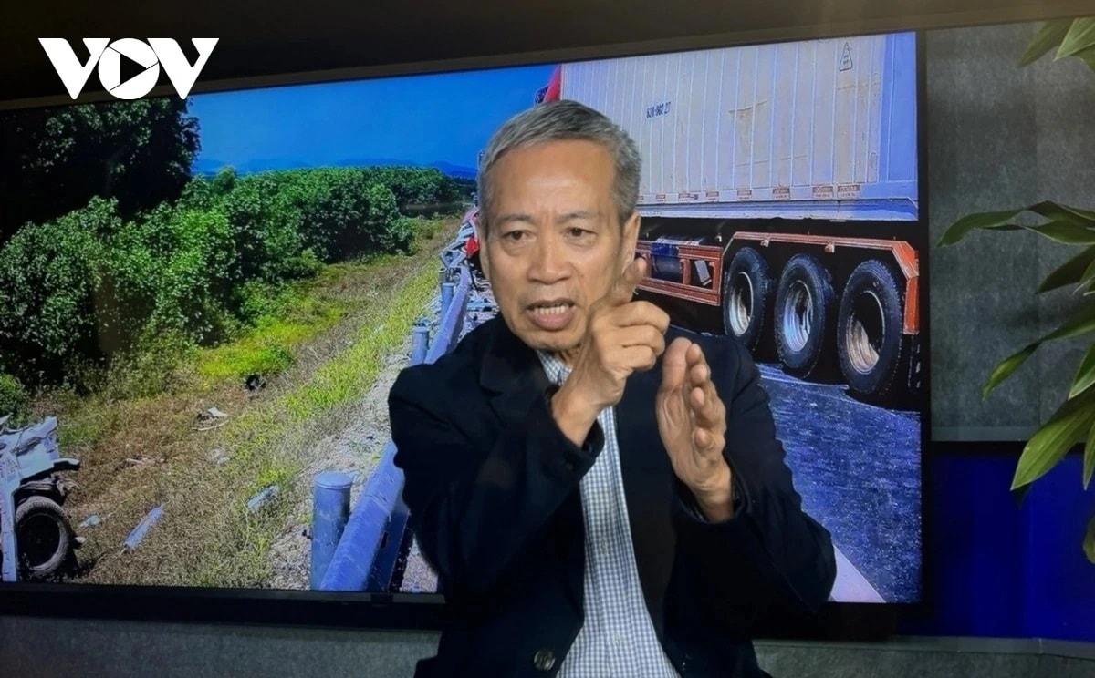 nâng cao ý thức giao thông không nhất thiết phải tăng tiền xử phạt một cách cơ học hình ảnh 1 nang cao y thuc giao thong khong nhat thiet phai tang tien xu phat mot cach co hoc hinh anh 1
