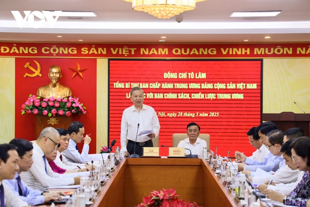 tổng bí thư tô lâm phải quán triệt, xóa bỏ tư duy không quản được thì cấm hình ảnh 2 tong bi thu to lam phai quan triet, xoa bo tu duy khong quan duoc thi cam hinh anh 2