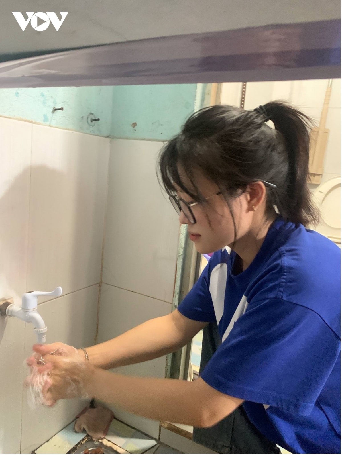 nguoi dan tp hcm kich hoat lai cac bien phap phong dich co ban ngua covid-19 hinh anh 6