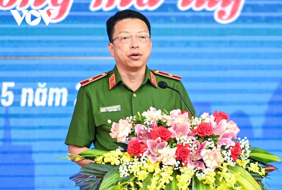 phó giám đốc công an hà nội yêu cầu tổng rà soát đối tượng loạn thần, ngáo đá hình ảnh 1 pho giam doc cong an ha noi yeu cau tong ra soat doi tuong loan than, ngao da hinh anh 1