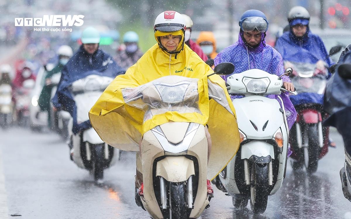 Sáng nay, miền Bắc nhiều nơi mưa lớn. (Ảnh minh hoạ: Ngô Nhung)