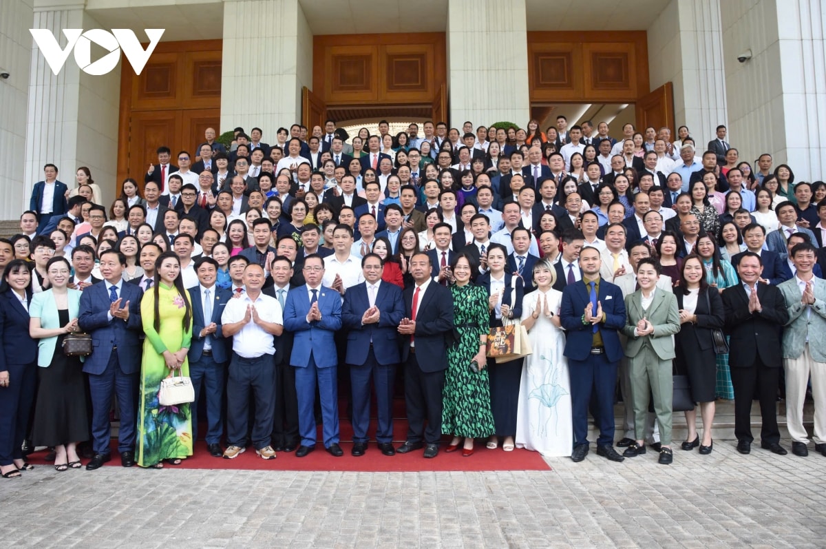 thủ tướng doanh nghiệp kinh doanh đúng luật, đề cao trách nhiệm, đạo đức kinh doanh hình ảnh 2 thu tuong doanh nghiep kinh doanh dung luat, de cao trach nhiem, dao duc kinh doanh hinh anh 2