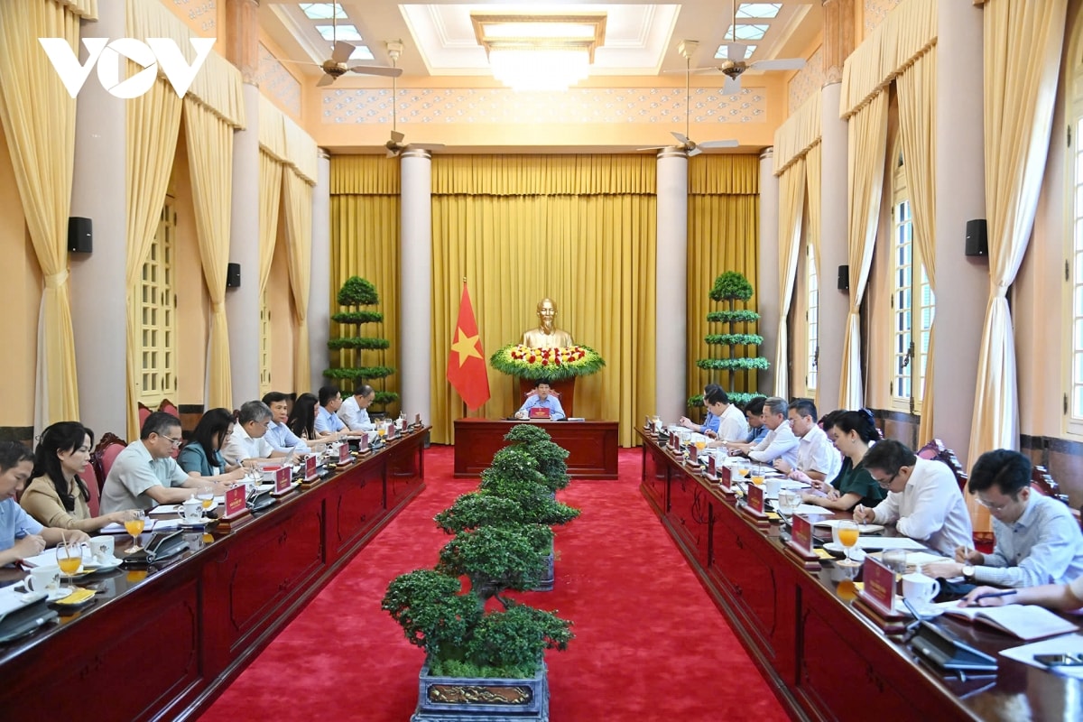 chủ tịch nước lương cường làm việc với văn phòng chủ tịch nước hình ảnh 4 chu tich nuoc luong cuong lam viec voi van phong chu tich nuoc hinh anh 4