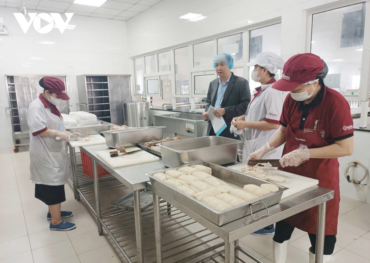 Đảm bảo an toàn thực phẩm dịp lễ hội pháo hoa quốc tế Đà nẵng 2025 hình ảnh 3 Dam bao an toan thuc pham dip le hoi phao hoa quoc te Da nang 2025 hinh anh 3