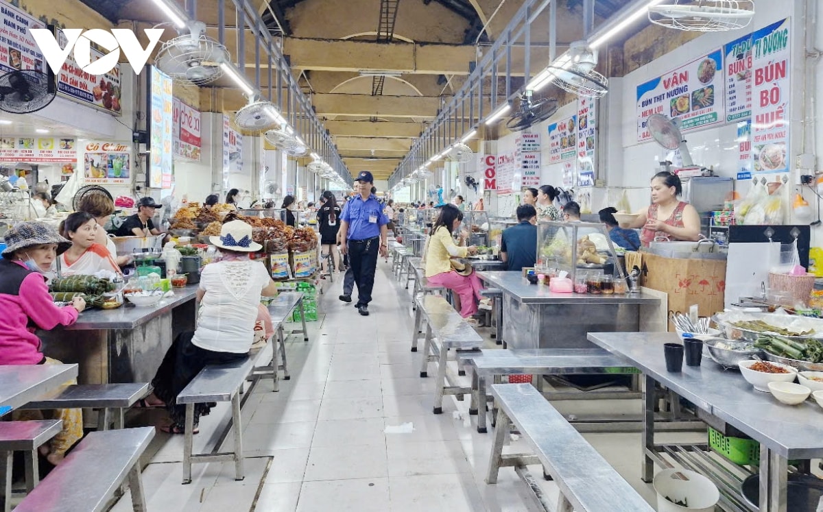 Đảm bảo an toàn thực phẩm dịp lễ hội pháo hoa quốc tế Đà nẵng 2025 hình ảnh 1 Dam bao an toan thuc pham dip le hoi phao hoa quoc te Da nang 2025 hinh anh 1