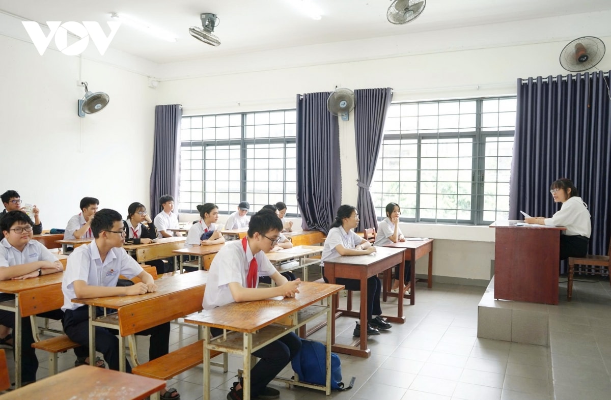 ngày đầu tiên thi tuyển sinh lớp 10 tại Đà nẵng, 51 thí sinh vắng mặt hình ảnh 1 ngay dau tien thi tuyen sinh lop 10 tai Da nang, 51 thi sinh vang mat hinh anh 1
