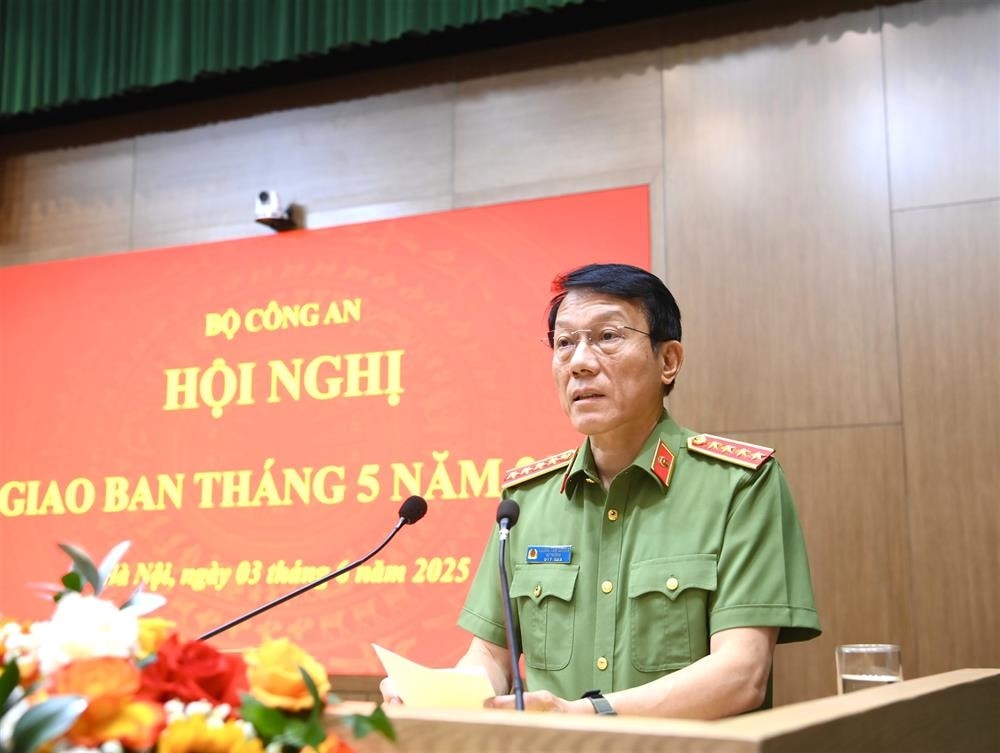 bộ trưởng bộ công an yêu cầu đẩy mạnh xử lý tội phạm sản xuất, buôn bán hàng giả hình ảnh 1 bo truong bo cong an yeu cau day manh xu ly toi pham san xuat, buon ban hang gia hinh anh 1
