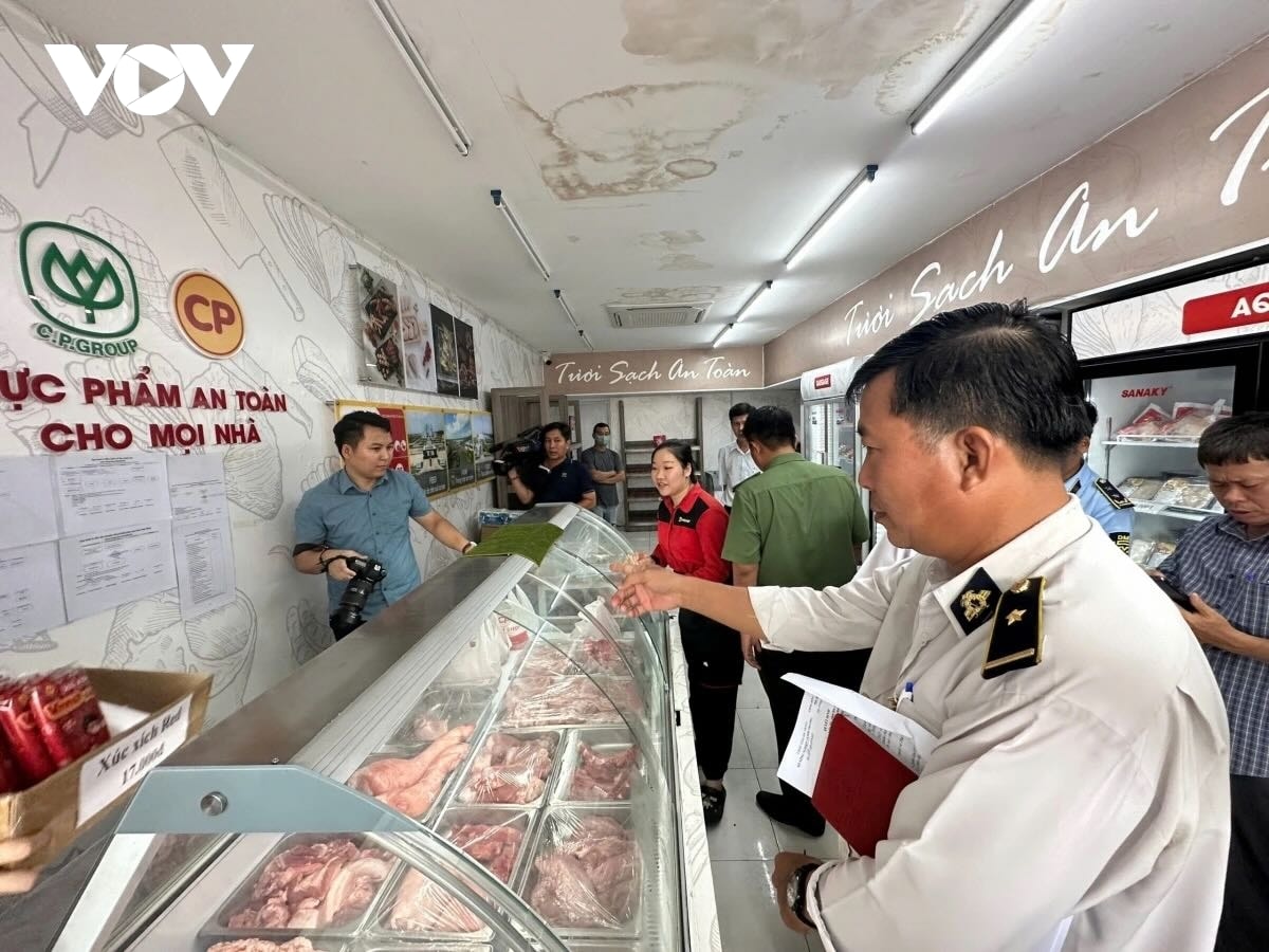 kiểm tra 4 cửa hàng c.p ở sóc trăng thì 3 nơi chứng nhận vsattp hết hạn hình ảnh 2 kiem tra 4 cua hang c.p o soc trang thi 3 noi chung nhan vsattp het han hinh anh 2