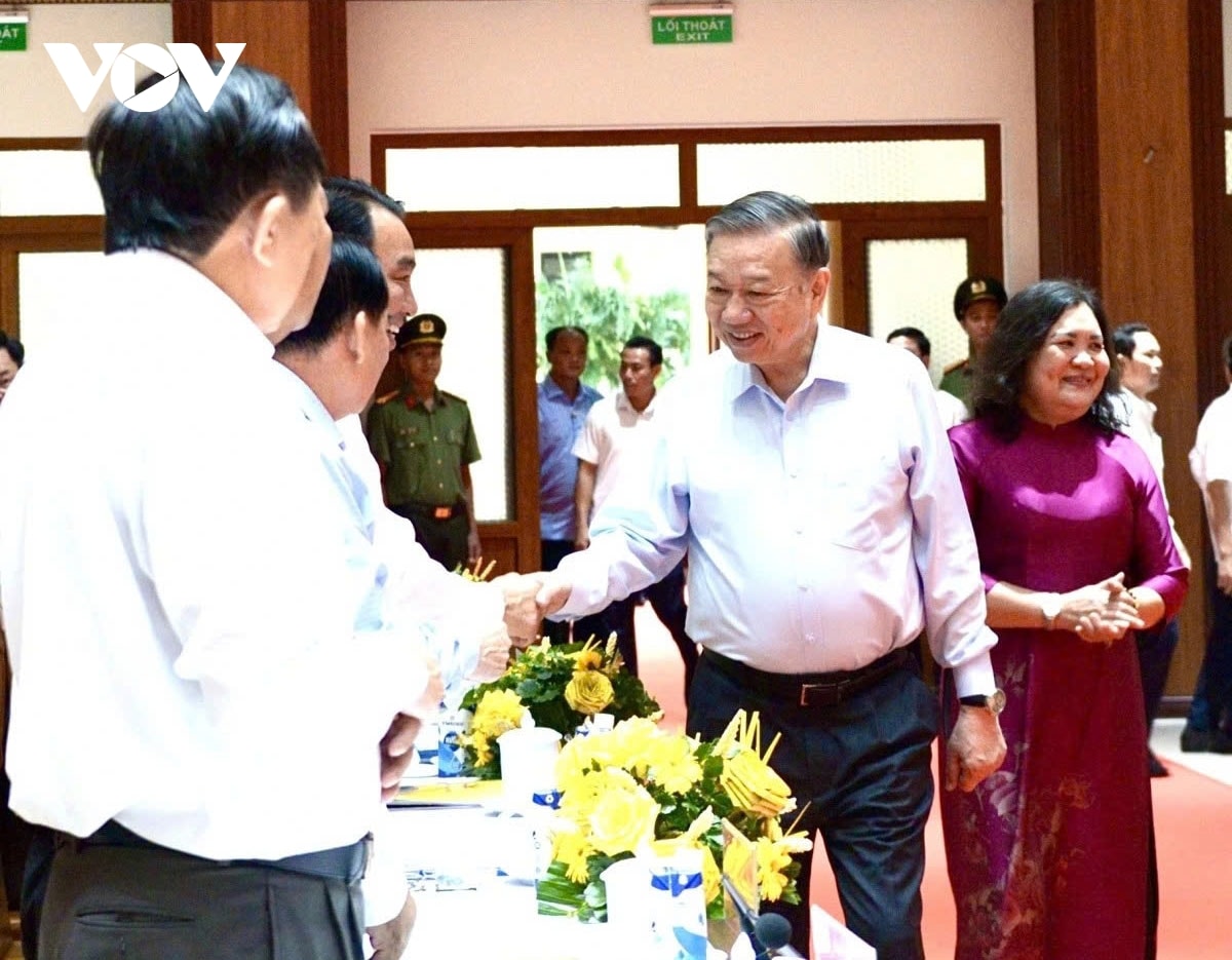tổng bí thư tỉnh vĩnh long mới hội tụ các yếu tố trở thành trung tâm kinh tế mới hình ảnh 1 tong bi thu tinh vinh long moi hoi tu cac yeu to tro thanh trung tam kinh te moi hinh anh 1