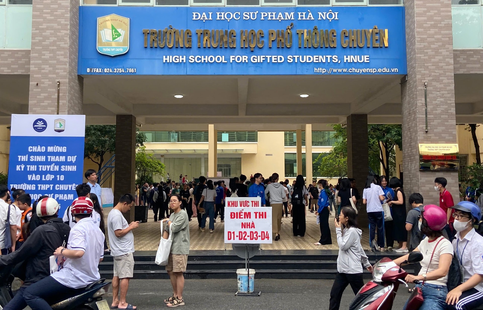 Hơn 5.700 thí sinh tranh suất vào lớp 10 trường THPT chuyên Sư phạm 2025.