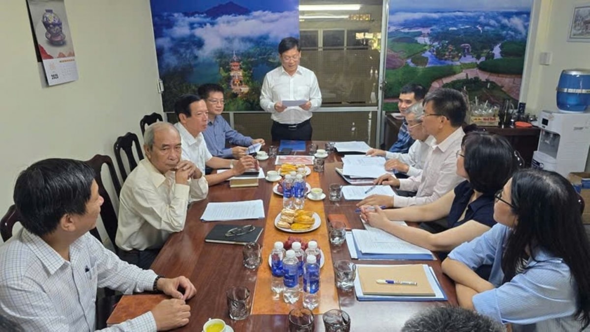 xử lý kỷ luật sau sự cố ngai vàng bị xâm hại chưa rõ trách nhiệm người đứng đầu hình ảnh 4 xu ly ky luat sau su co ngai vang bi xam hai chua ro trach nhiem nguoi dung dau hinh anh 4
