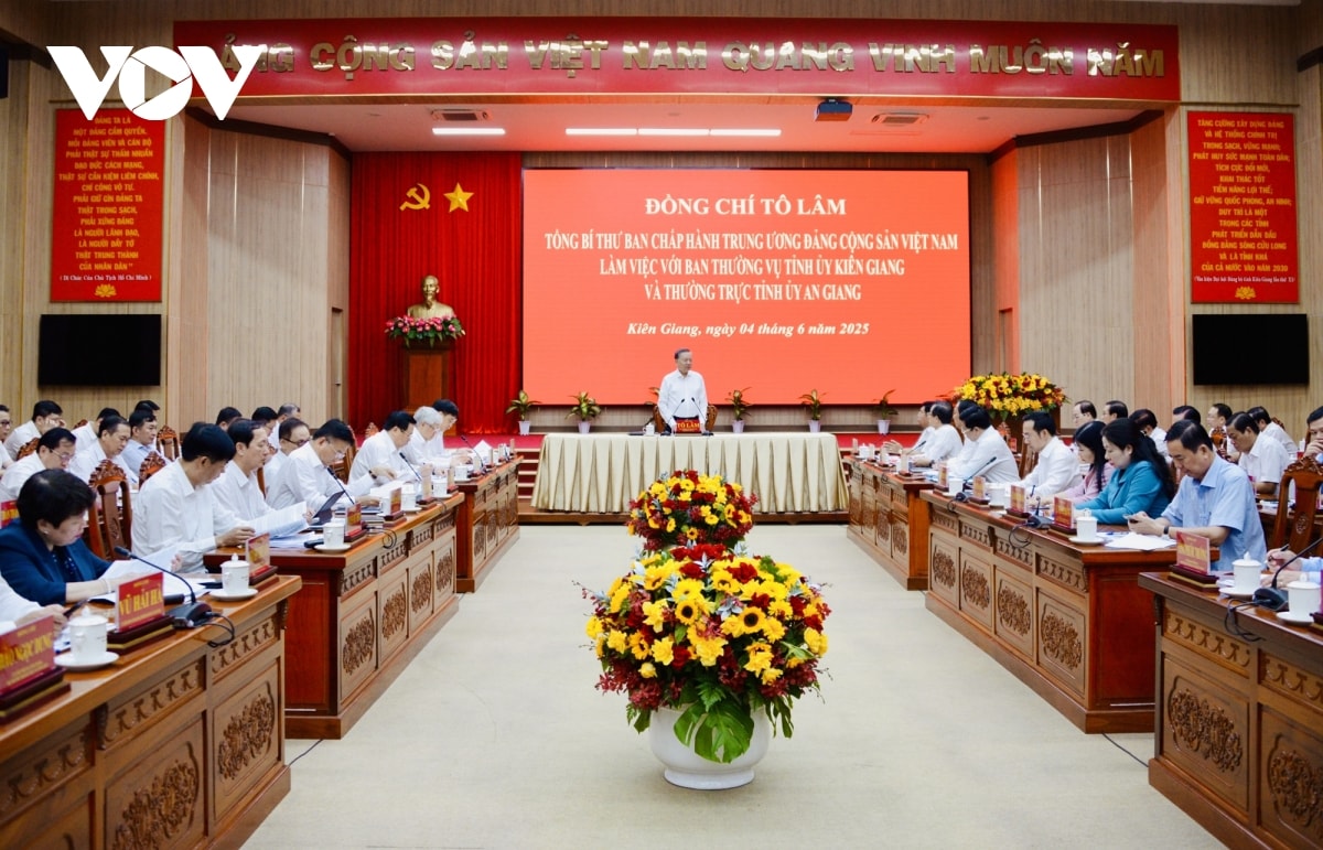 tổng bí thư hợp nhất kiên giang và an giang là cơ hội chiến lược hình ảnh 2 tong bi thu hop nhat kien giang va an giang la co hoi chien luoc hinh anh 2
