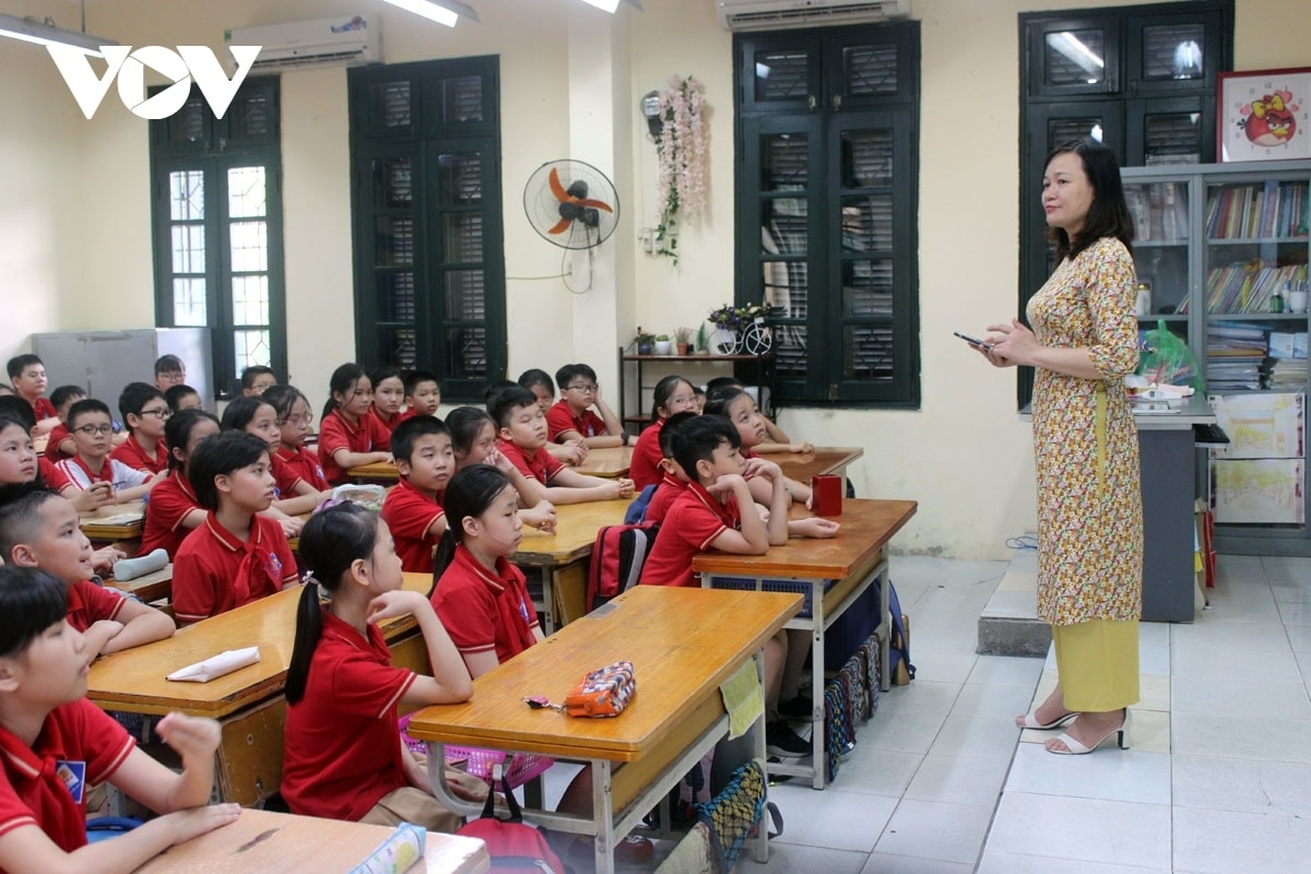hà nội dự kiến chi hơn 3.000 tỷ đồng hỗ trợ bữa trưa cho học sinh tiểu học hình ảnh 1 ha noi du kien chi hon 3.000 ty dong ho tro bua trua cho hoc sinh tieu hoc hinh anh 1